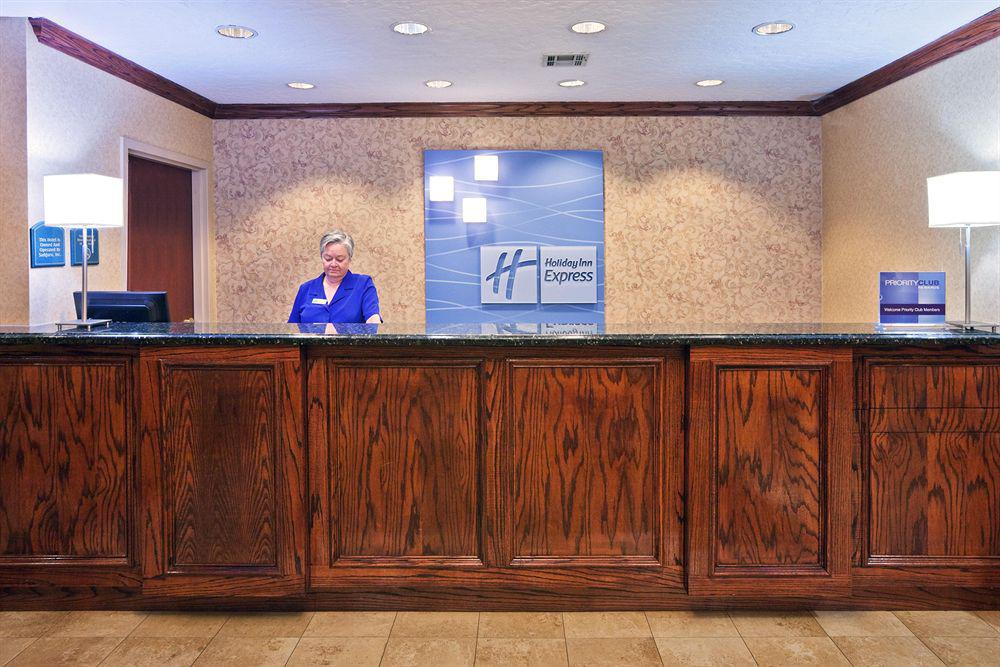 Holiday Inn Express & Suites Midwest City By Ihg Інтер'єр фото