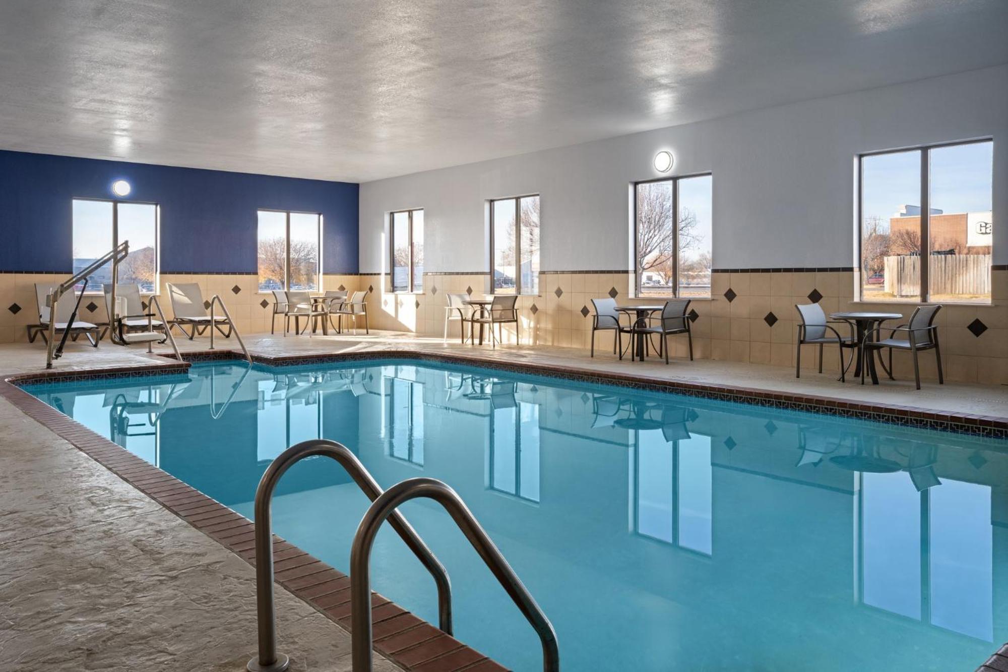 Holiday Inn Express & Suites Midwest City By Ihg Екстер'єр фото