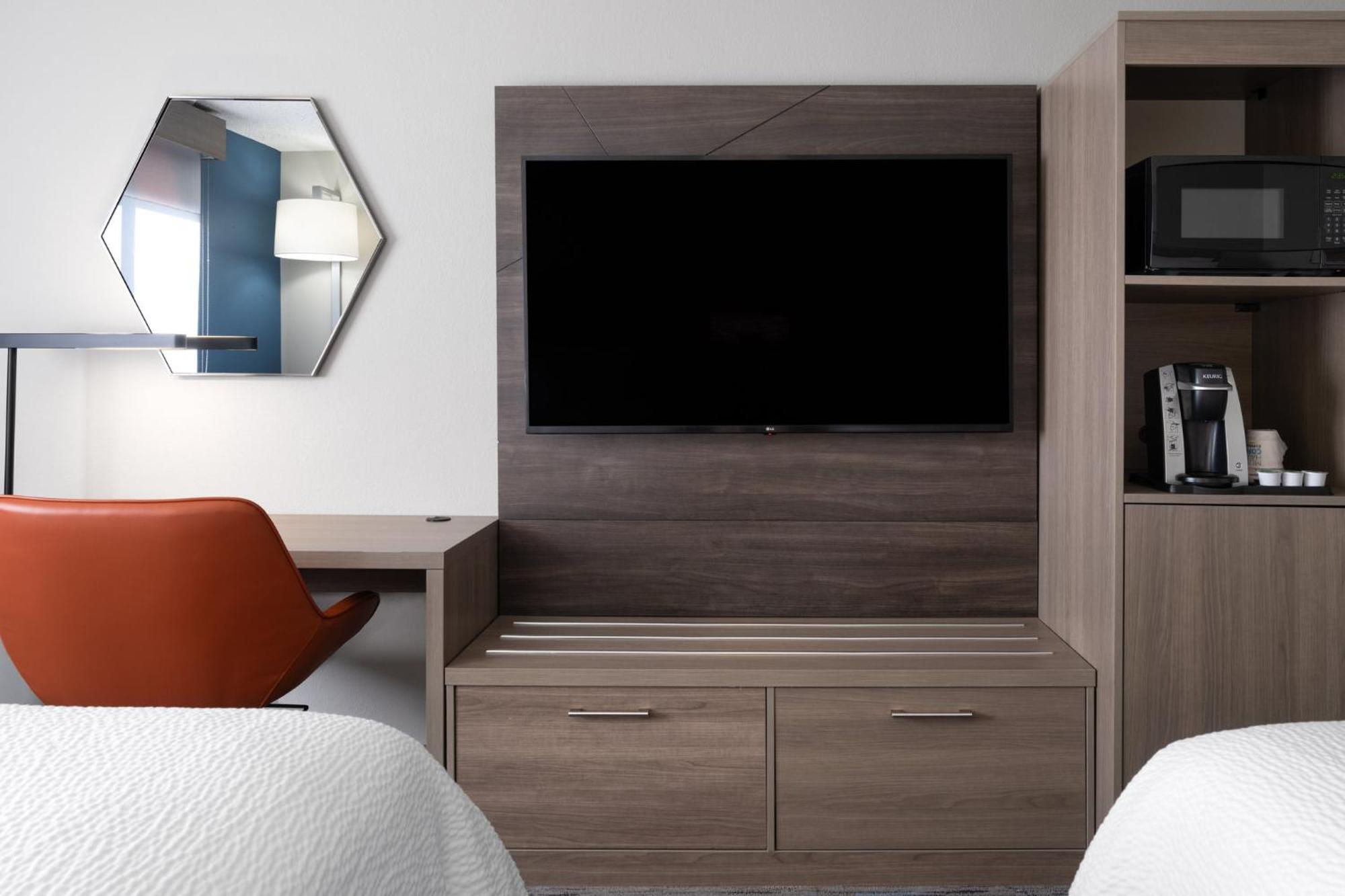 Holiday Inn Express & Suites Midwest City By Ihg Екстер'єр фото